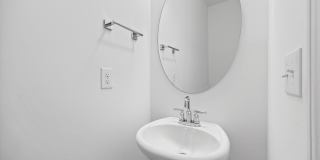 Beautiful 3-bed, 2.5 bath end unit townhome in Penley Place of Clover! Gallery 15
