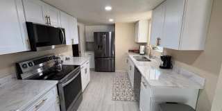 10210 W Burns Drive Gallery 1