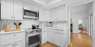 232 Cove Place Gallery 17