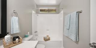 Pinewood Apartments Gallery 26