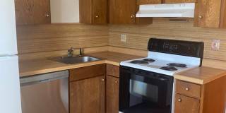 Great 2 Bedroom Condo ! Gallery 13