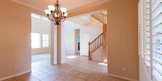 642 E Torrey Pines Place Gallery 20