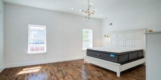 3038 SALMON Street Gallery 21