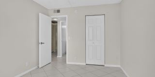 3057 Yarmouth C Gallery 19