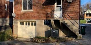 Lovely Two Bedroom Home on a Quiet Street Gallery 33