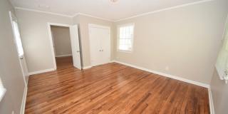 Charming updated 3 bed, 1 bath home near Midtown and Pink Palace. Gallery 11