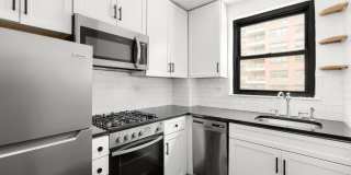 233 E 70TH Street Gallery 3