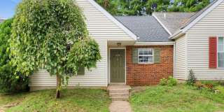 Newley renovated townhouse in Culpeper Gallery 1