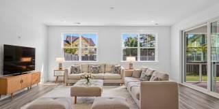 Modern Comfort in the Heart of Johns Island Gallery 21