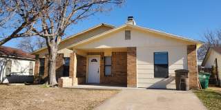 Remodeled 3 bedroom house close to everything on north side!! Gallery 1