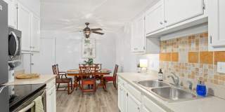 Furnished 1-Bedroom Condo with Modern Updates in Winston-Salem Furnished 1-Bedroom Condo with Modern Updates in Winston-Salem Gallery 8