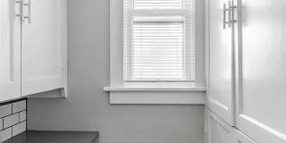 6307 Wirt Street Gallery 21