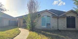 913 Crepe Myrtle Street Gallery 1