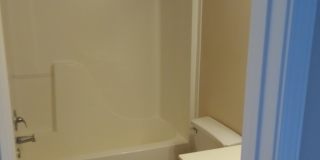 AVAILABLE Now – Spacious Northland Single-Family Home & New Rate! Gallery 12