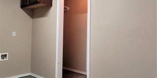 FOR LEASE -GEOURGOUS  3/2/1 WITH LARGE YARD IN SOUTH LUBBOCK Gallery 6
