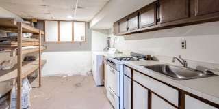 Three Bed Point Breeze Townhome Gallery 4