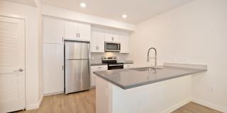 The Commodore Apartments Gallery 22