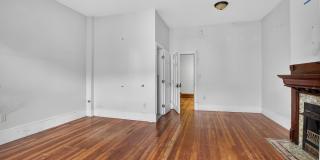 4011 PINE Street Gallery 21