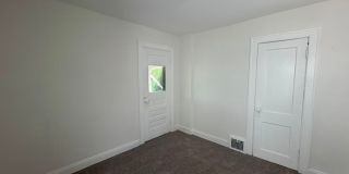 Spacious 3-Bedroom Home in Garfield Heights Gallery 24