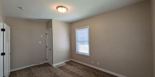 Pet friendly 3 Bedroom, 1 Bathroom home! Gallery 21
