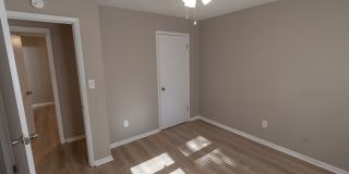 South Side 5 Bedroom Home Gallery 19