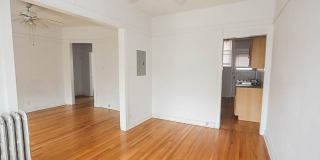 1916-34 W Winona / 5103-15 N Winchester Gallery 52