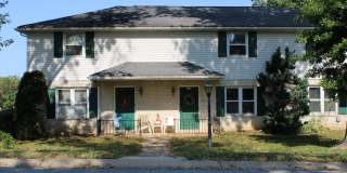 Semi-Detached 2 Bedroom Townhome Gallery 1