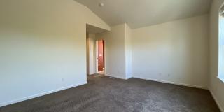 3BD/3BA Bethany Home with Vaulted Ceilings, Stainless Appliances & Gas Fireplace Gallery 26