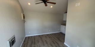 2 bedroom | 1 bathroom | Single family home with pool + detached room & full bathroom Gallery 18