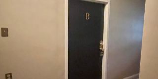 Charming 1 Bedroom, 1 Bathroom Courtyard Apartment in Downtown Savannah Gallery 23