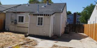 Cozy 2 Bed 1 Bath 728qft single family home in Oak Park Gallery 21