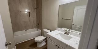 Prime Orlando Rental – Minutes from Disney & Shopping Gallery 10