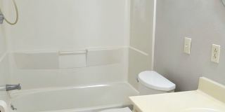 Updated and rent ready...450 Hamilton, Wood River Updated and rent ready...450 Hamilton, Wood River Gallery 13