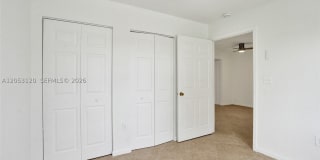 2120-2122 Thomas St Gallery 41