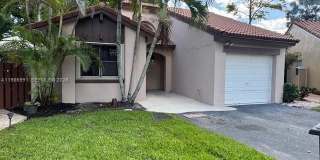 17751 NW 63rd Ct Gallery 1