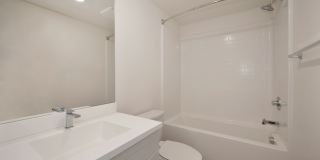 The Commodore Apartments Gallery 24