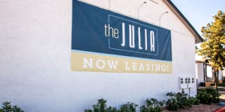 The Julia Gallery 27