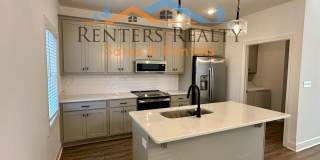 3 Bedroom House with Privacy Fence Gallery 31