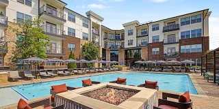 District at Duluth Apartments Gallery 18