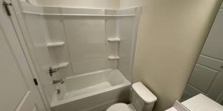 Room in 2 Bedroom Home at Cleburne Ave Gallery 28