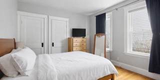 71 Chilton Street Gallery 8