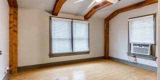 Unique with a Artsy Flare    2 Bed/1.5 Bath in Edgemere Park $995/month! Gallery 21