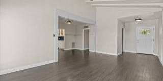 4517 N 10TH Avenue Gallery 6