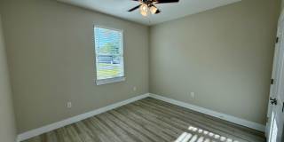217 Parkview Drive Gallery 22
