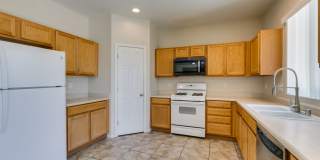 Large home near Aliante*Close to area schools and shopping centers* Gallery 15