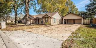 12510 Old River Dr Gallery 23