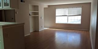 DTC Ground Floor 2 Bedroom 2 Bath Condo For Rent - Great Location and Amenities Gallery 3