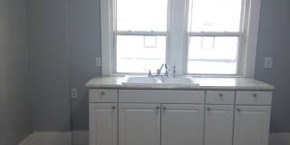 Beautiful new exterior on classic Harters Heights 4 bedroom (3 full baths) blocks from ND. Gallery 17