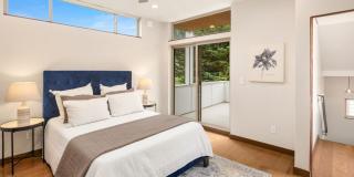 3bd/3ba Seattle Townhome Gallery 21