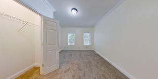 412 S EATON Street Gallery 10